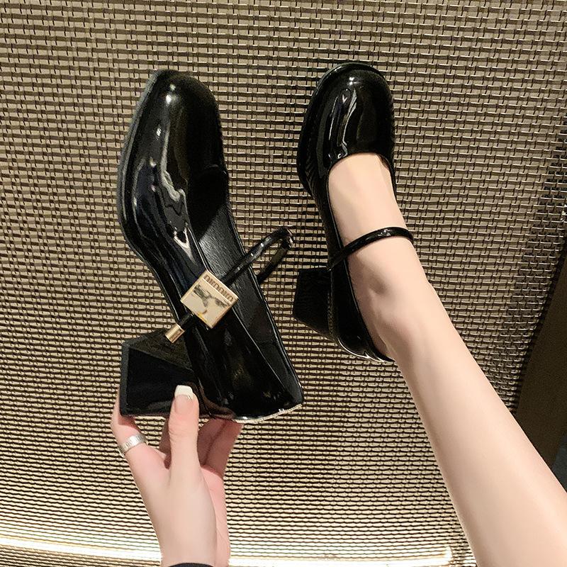 2025 Spring New High-heeled Women's Shoes British Style Buckle Small Leather Shoes Thick Heel Round Head Casual Mary Jane Shoes Women