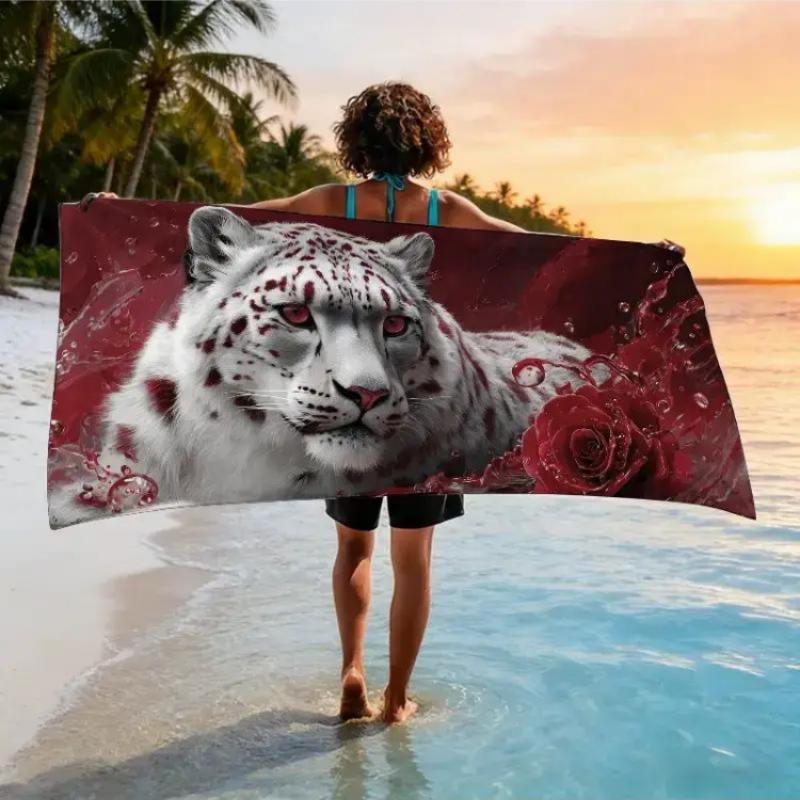 

A Themed Beach Towel for a Film Post-Production Special Effects Course, Featuring a Red Festive Design. It Is Soft, Absorbent W30*H60(CM)
