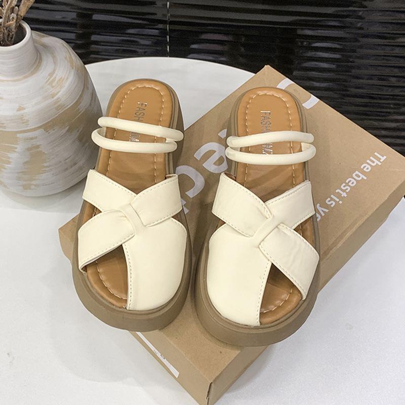 Retro Sandals Hollowed Out and Breathable, Two Slippers To Wear Outside 2025 Summer New French Style with Skirt Bag Head and Half Slippers