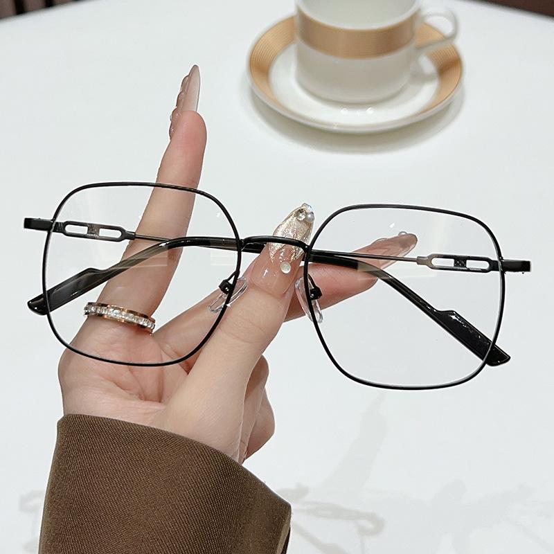 Metal Square Frame Myopia Glasses Ultra Light Comfortable Simplicity Lady and Gentleman Anti-Blue Light Eyeglasses 0 To -4.0