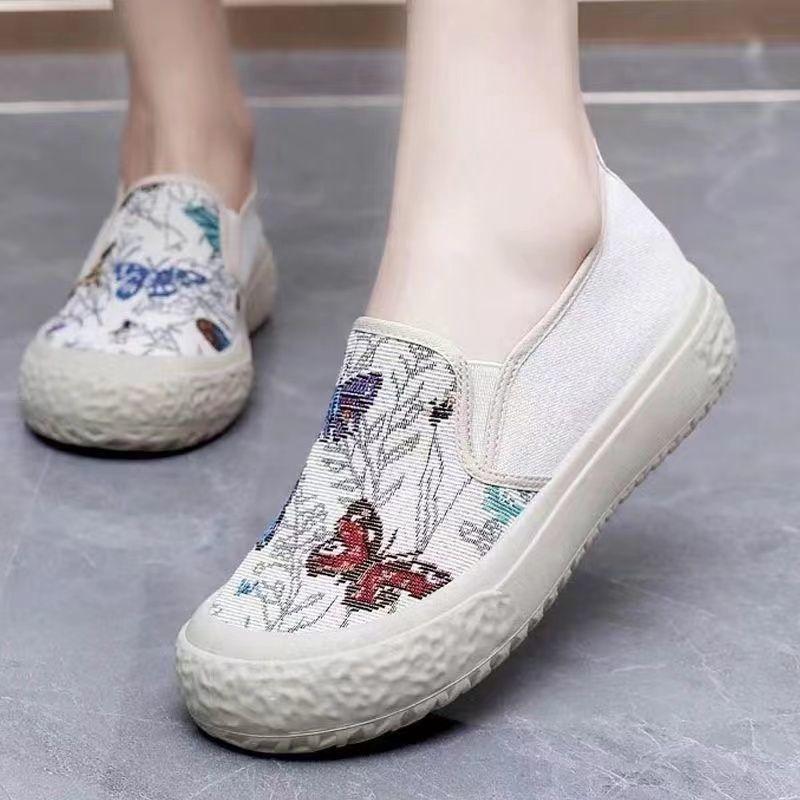 New old Beijing cloth shoes soft sole lazy pedal fashion casual cloth shoes comfortable canvas shoes versatile and breathable