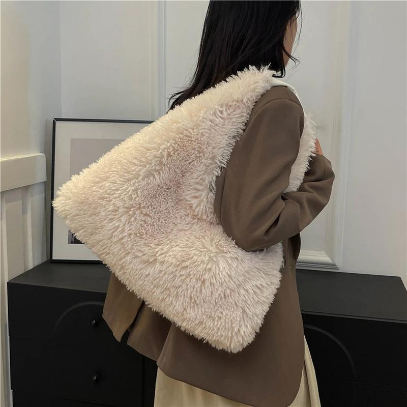 Simple Feminine Fur Shoulder Bag Large Capacity Casual Bags Versatile Bag New Styles