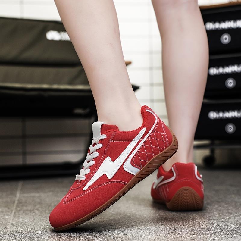 Men's shoes autumn thin baseplate shoes men's casual sports moral training shoes women's shoes teenage students