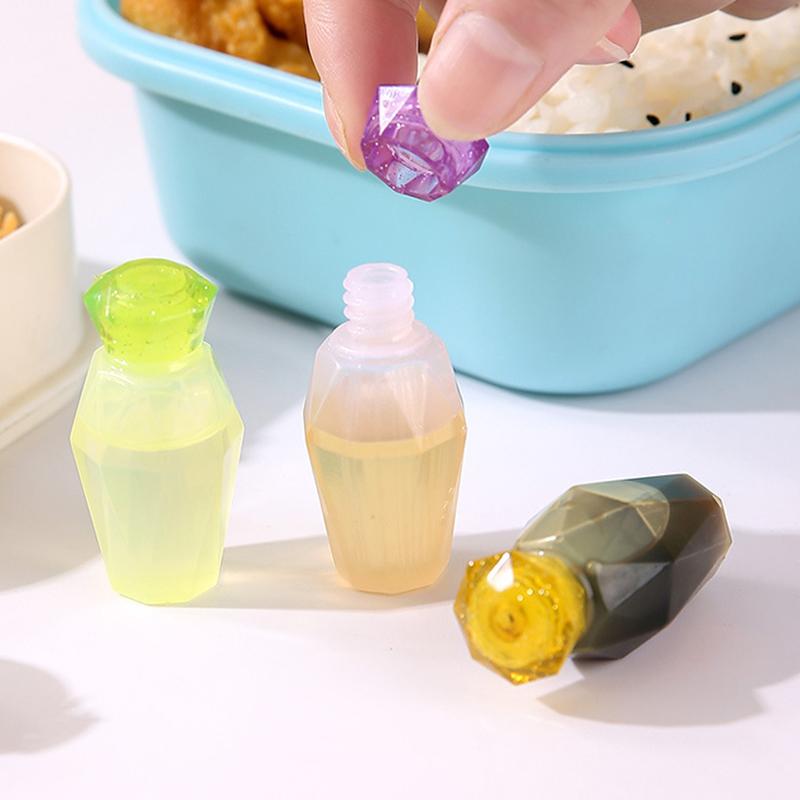 4Pcs Mini Portable Sauce Condiment Dispenser Bento Ketchup Bottle Plastic Sub-Bottling Seasoning Bottle Kitchen Accessories
