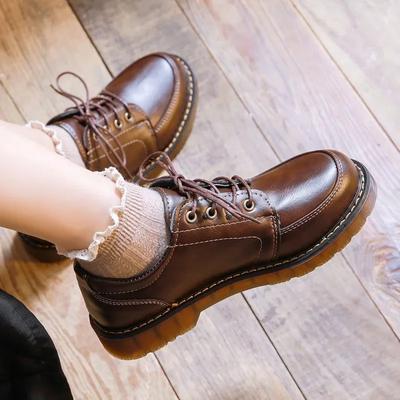 Dámské kožené boty v britském stylu Retro hnědé Preppy JK Uniformní boty Studentské ležérní boty Nízké podpatky Šněrovací mokasíny