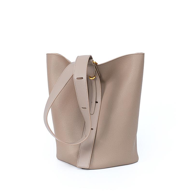 Women's Large Capacity Shoulder Bag, Niche Soft Cowhide, Light Luxury Crossbody, High-end Feel Bag, Women's Genuine Leather Bucket Bag