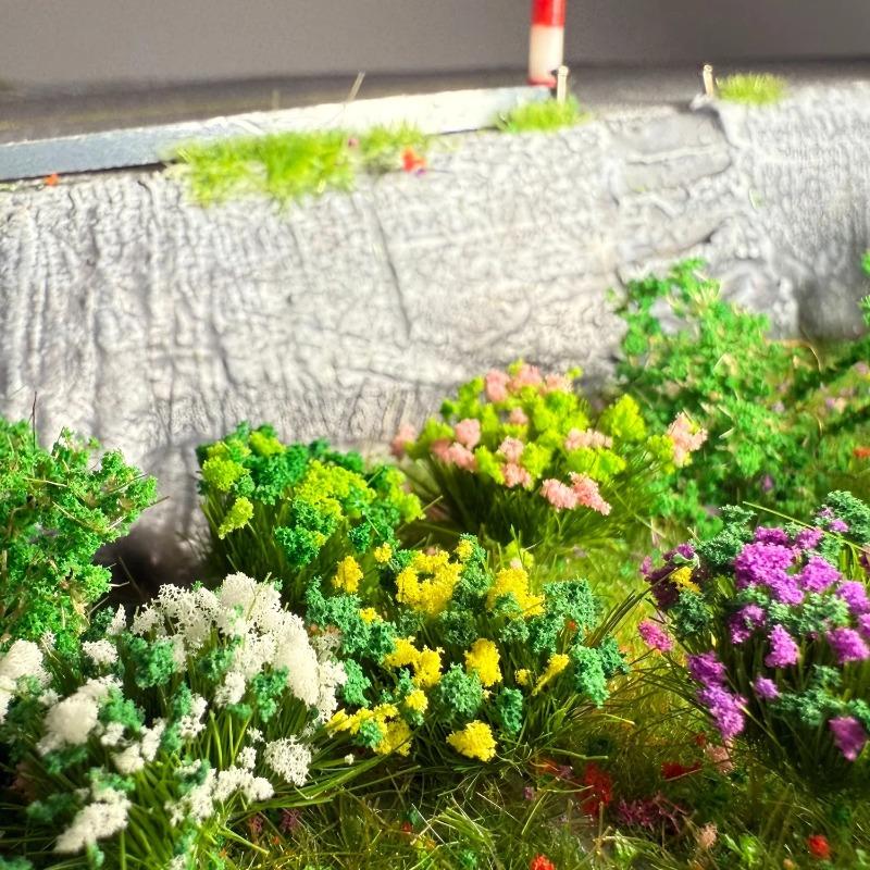 24pcs Realistic Mini Grass Clumps Dollhouse Micro Landscape Diy Garden Terrarium Diorama Building Model Landscape Accessories