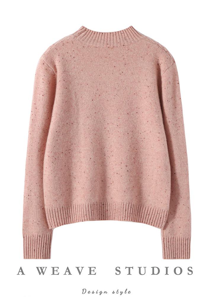 Women's Retro Jacquard Seven-Needle Cashmere Sweater - Thickened Double-Strand, Half-High Neck, Ideal Inner Layer for Autumn and Winter.