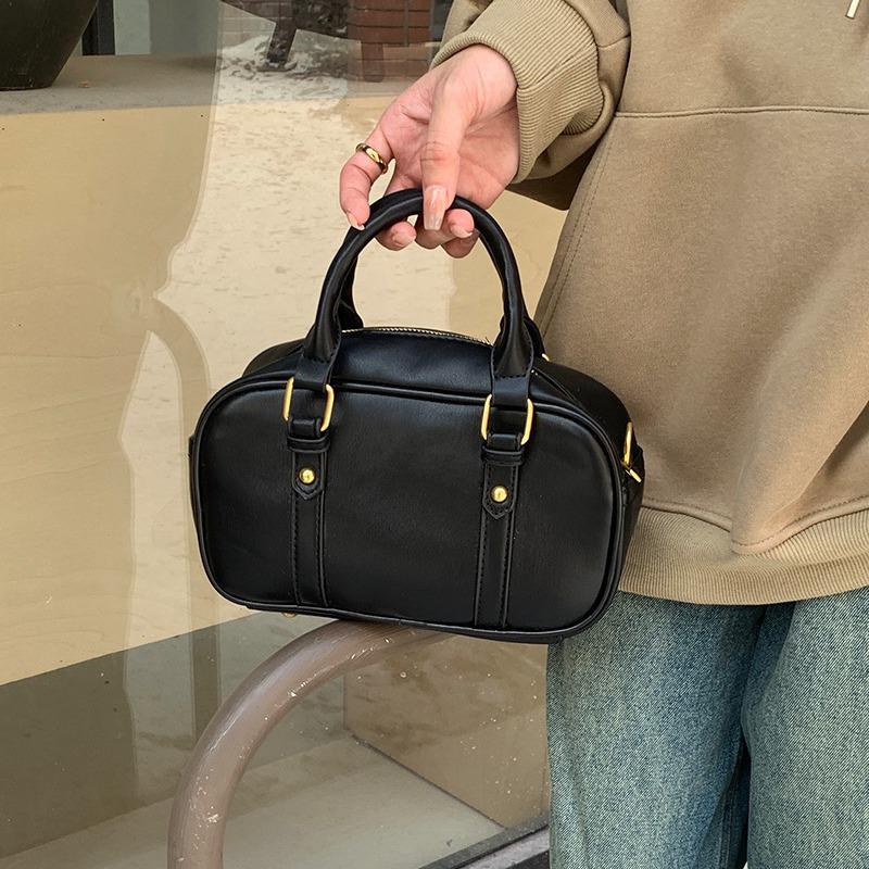 Maillard 2025 Retro Korean Postman Bowling Bag: Women's Shoulder & Messenger Handbag