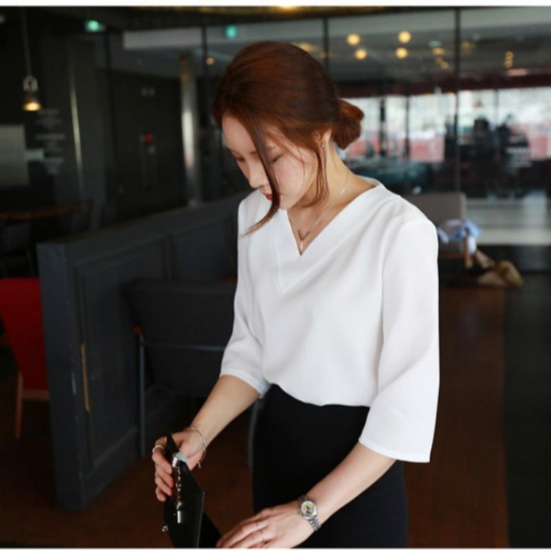 Women s Loose Fit Solid Color Casual Top With V Neckline S белый
