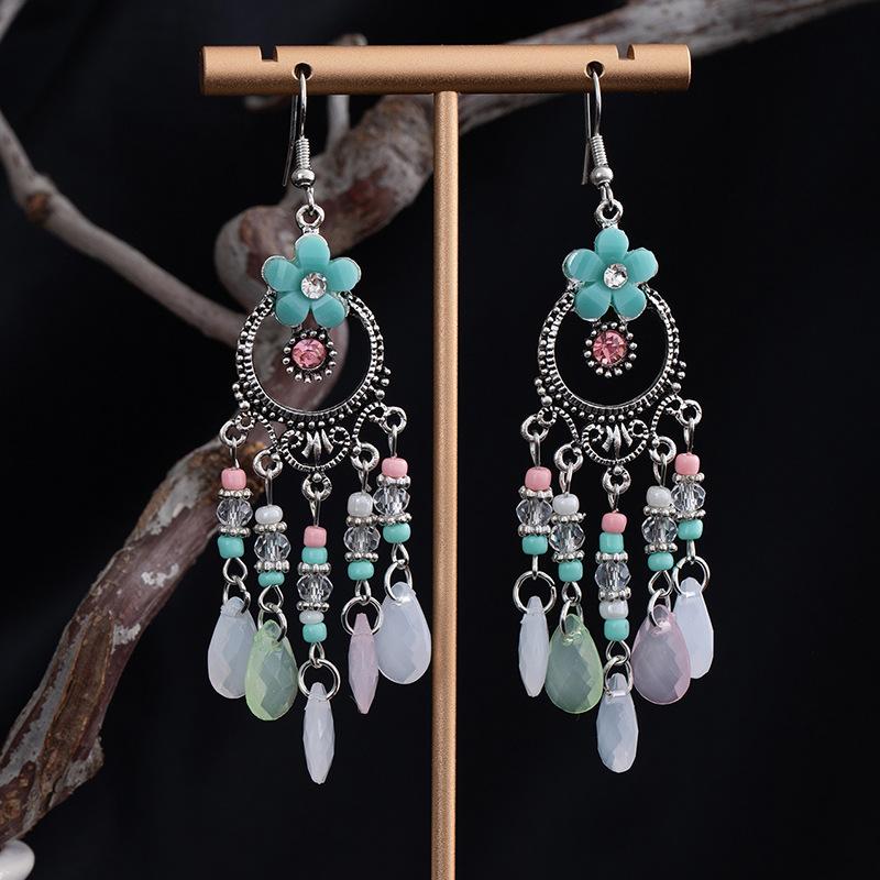

Bohemian Ethnic Style Earrings, High-End Long Water Drop Beaded Fringed Earrings, Women S Light Luxury Vacation Style Earrings.
