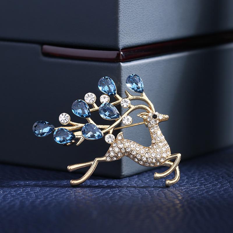 Elk Brooch Women s Buckle Badge Animal Brooch Clothing Silk Scarf Buckle Collar Pin Deer