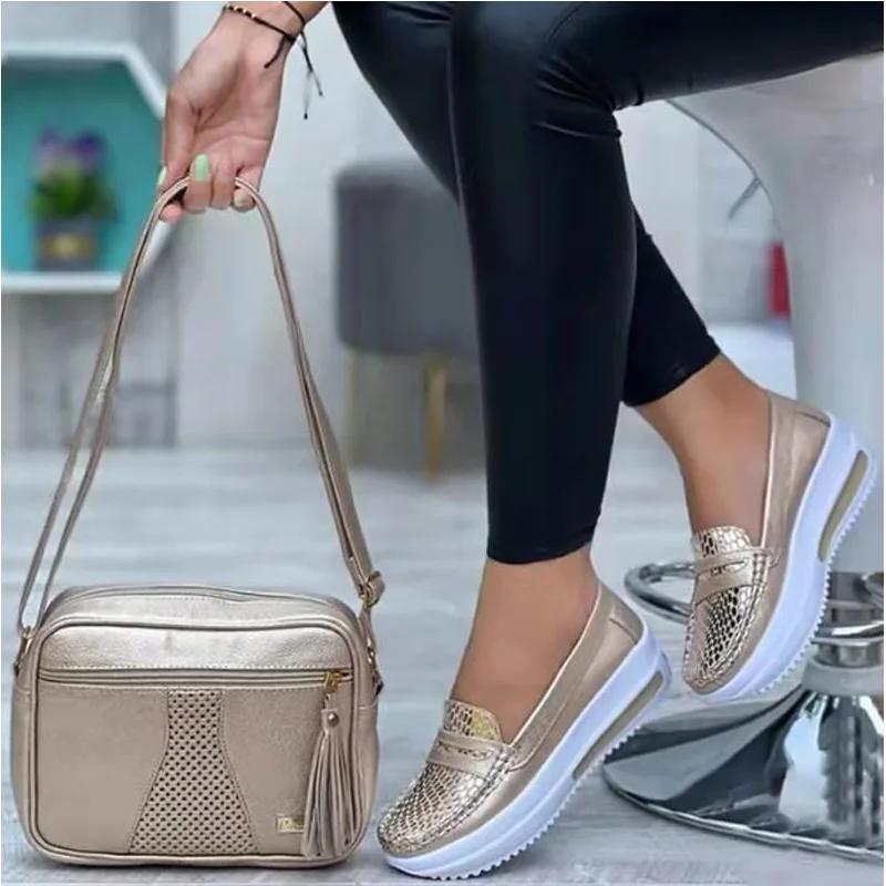 Übergröße 43 Lässige flache Schuhe Damen Slipper Plateau Leichte Sneaker Slip-On Vulkanisierte Schuhe Low Top Keil Damenschuhe