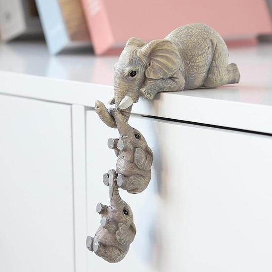 Set of 3 Pcs Elephant Mother and Two Babies Hanging Ornament Figurines Animal Statue for Home Decor Table Wall Decoration Items, Resin Showpiece Gift