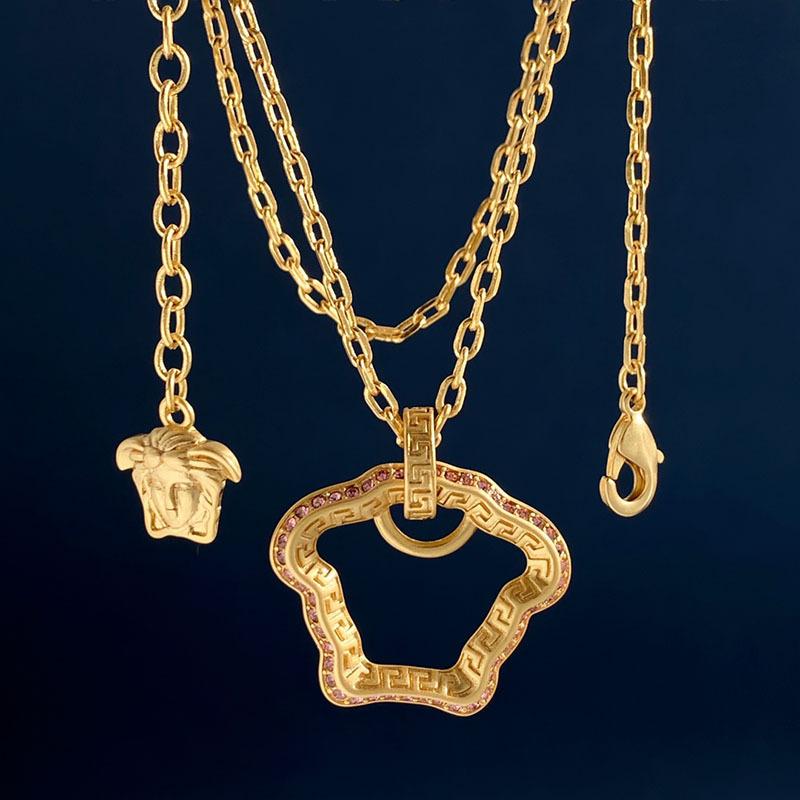 Medieval Earrings Metal Contour Medusa Portrait Atmospheric Earrings Ear Jewelry Set