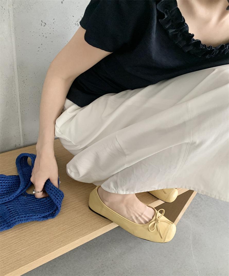 

Soft leather soft sole grandma single shoe women s flat bottom 2025 new one-pedal retro round head shallow mouth casual Doudou shoes 39 жёлтый