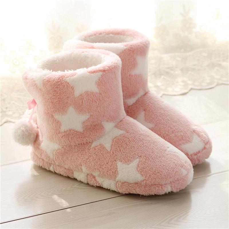Women's Fluffy Fleece Indoor Boots Winter Warm Slippers for Home Slip on Plush Shoes EVA Lightweight Comfort House Shoes for Bedroom