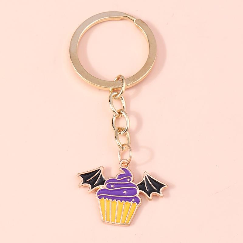 Cute Enamel Pumpkin Keychain Halloween Ghost Bat Key Ring Pendants for Handbag Decor DIY Halloween Jewelry Accessories