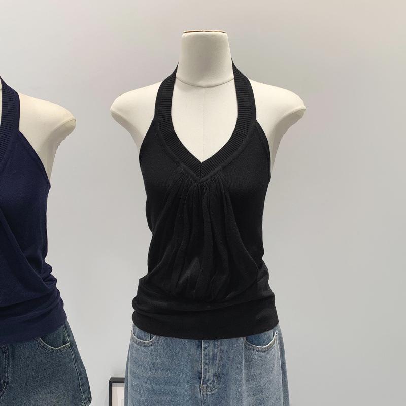 Design-Conscious Pink Pleated Halter Neck V-Neck Open-Back Slim Camisole for Women - New 2026 Summer Style