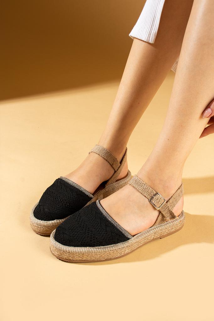 Schnallen-Strohmuster-Strickwaren-Damensandalen mit bequemer Sohle 67-102-24