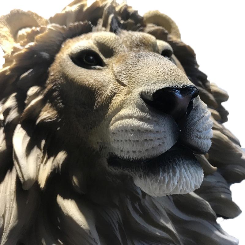 Nordic Style Resin Animal Head Wall Décor: Wolf & Lion