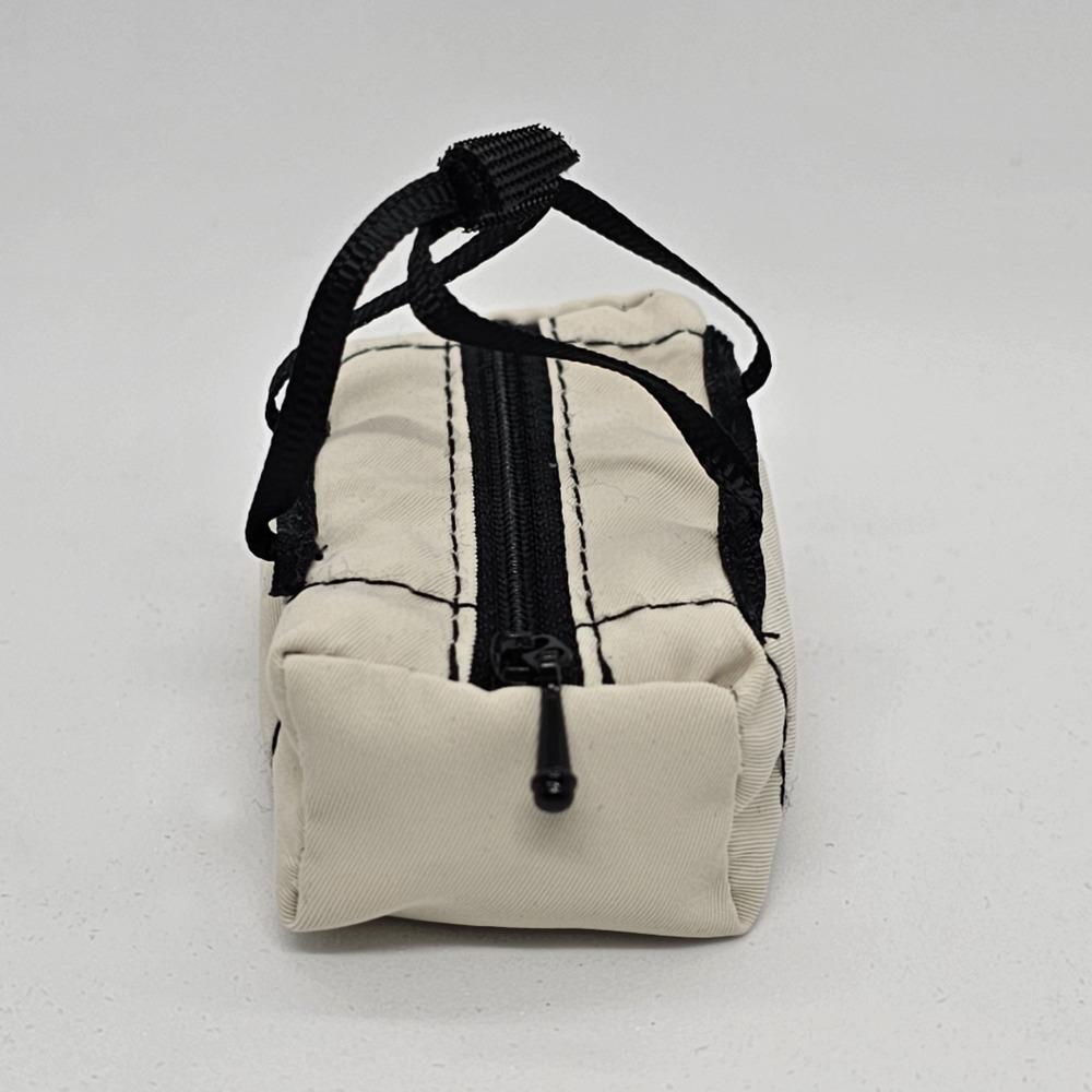 Outdoor Rainstorm RC Car Luggage Roof Ornament Miniature Travel Bag RC Model Bag 1/18 1/24