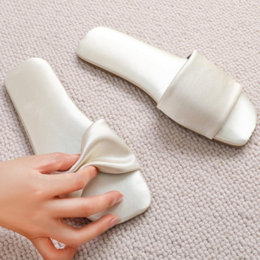 Women Slippers Indoor Home Slippers Outside 2025 Summer New Non Slip High End Sense Satin Slippers Women's Shoes Outer Wear
