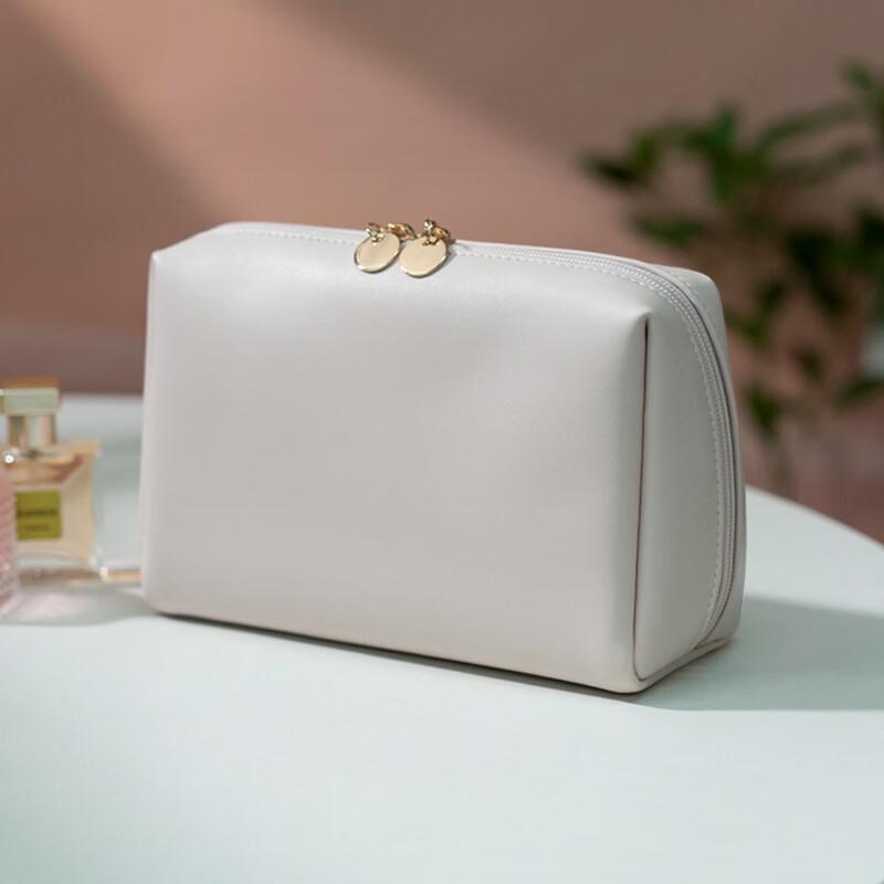 OEING Large Capacity Cosmetic Travel Bag