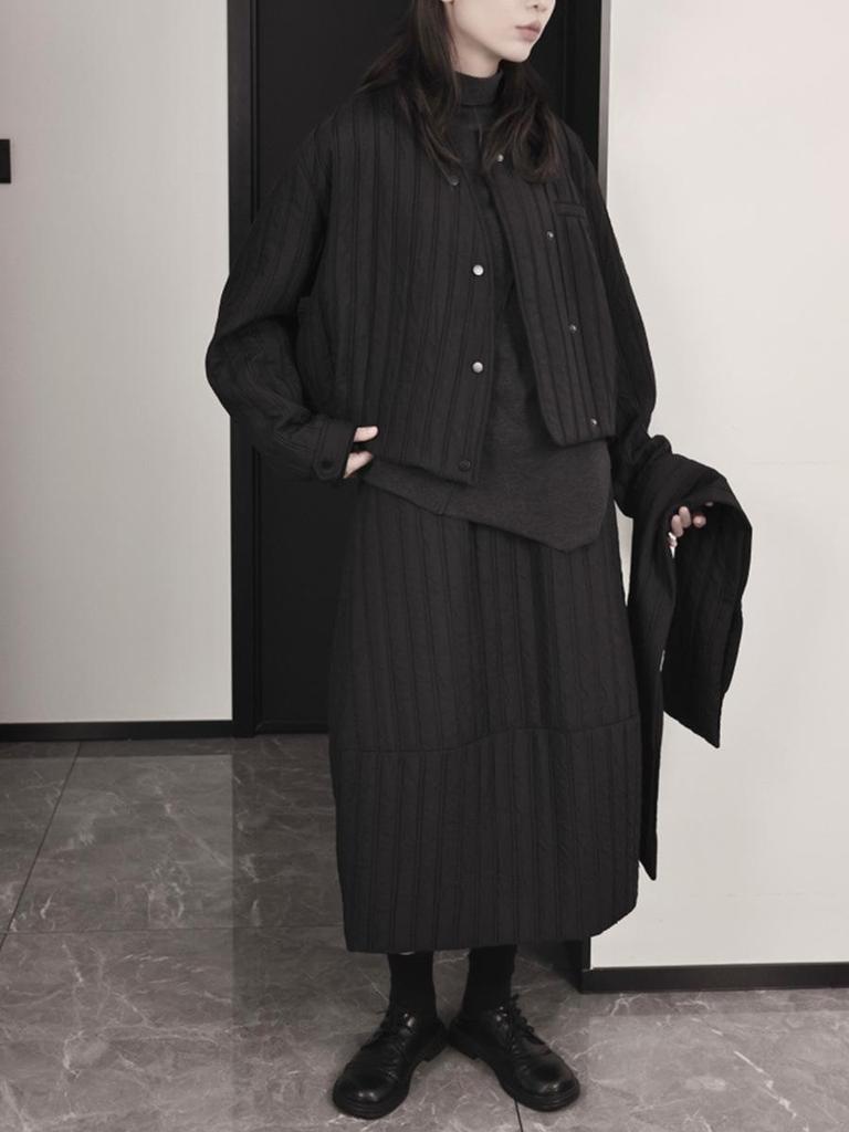 Women's Dark Style French Ribbed Cotton Padded Midi Skirt, Ideal for Autumn/Winter, Quilted A-line Design