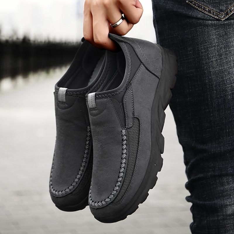 Men Casual Shoes Soft Loafers Sneakers  New Fashion Handmade Retro Leisure Loafers Shoes Leather Luxury Designer Men Shoes