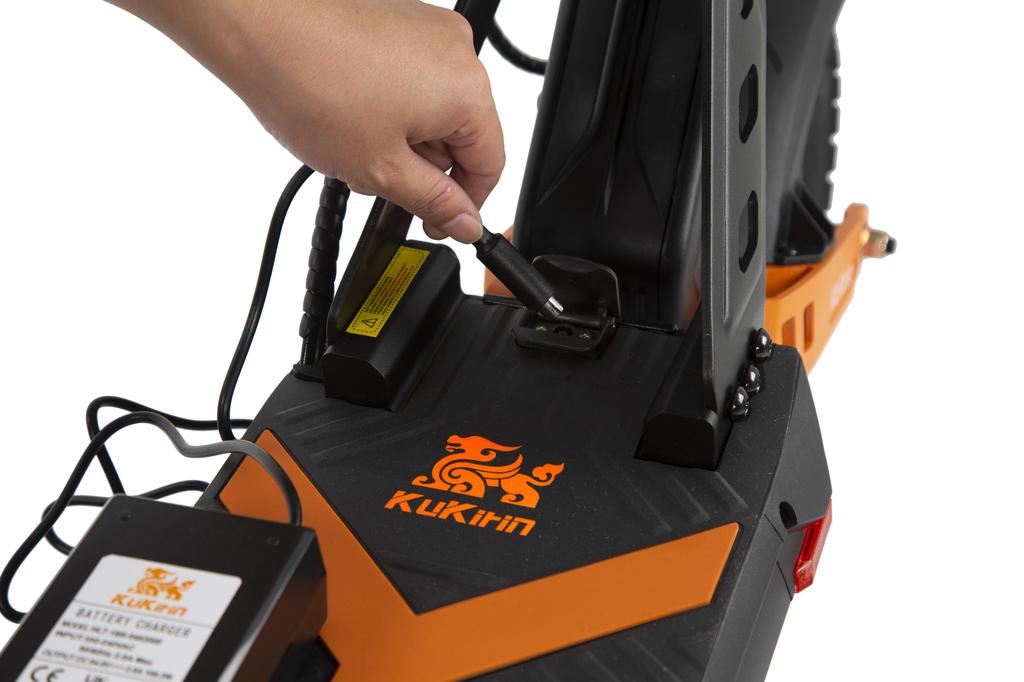 KuKirin G2 Max Outdoor Adult E-Scooter 1000W Motor 48V20Ah Battery 10 Inch Tires E-Scooter Silent Tire Foldable Electric Scooter