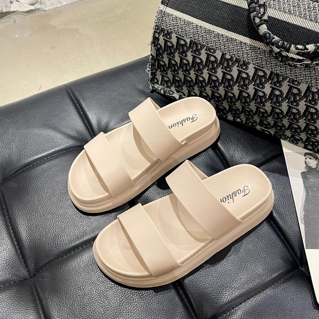 Summer New Slippers Women's 2025 Korean Version Casual Double Belt Platform One-Flip Fashion Simple Girls Beach Sandals