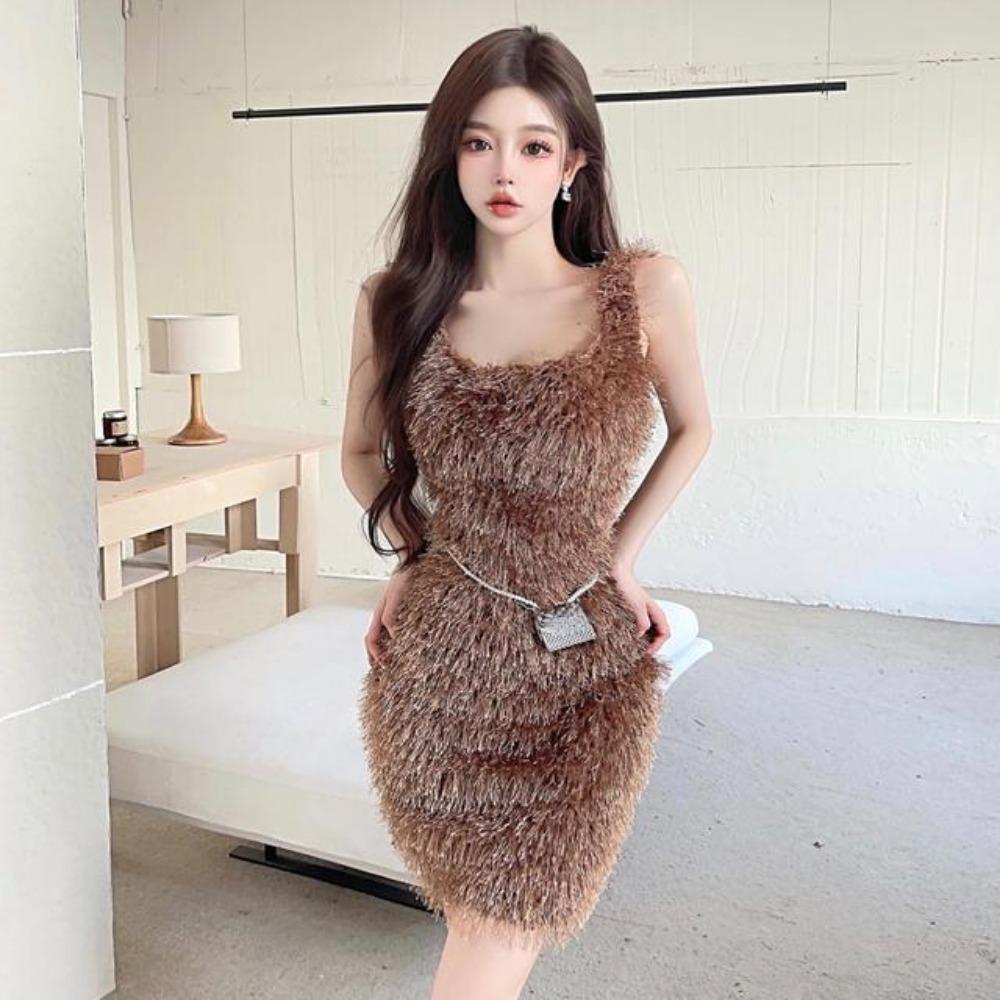 Pure Desire Style Backless Suspender Short Dress Autumn and Winter New Style Versatile Temperament Fashionable Slim Solid Color Dress