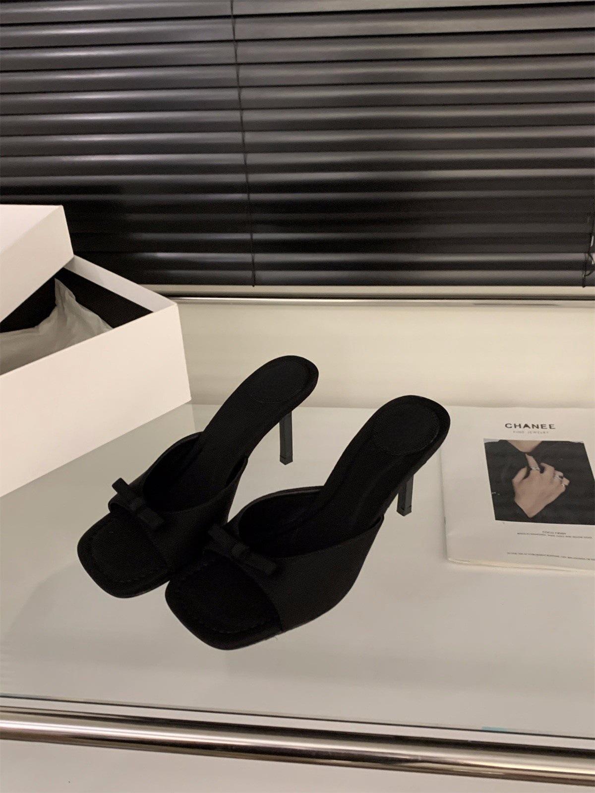 

Niche leopard print high-heeled slippers women s shoes fashion wear 2025 new summer temperament small sandals 35 чёрный