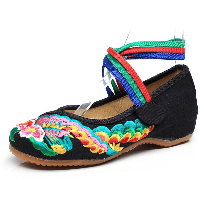 Chinese Style Women Shoes Embroideried Old Beijing Cloth Shoes Woman Spring Summer Comfort Casual Shoes Plus Size 34-41 WSH2294