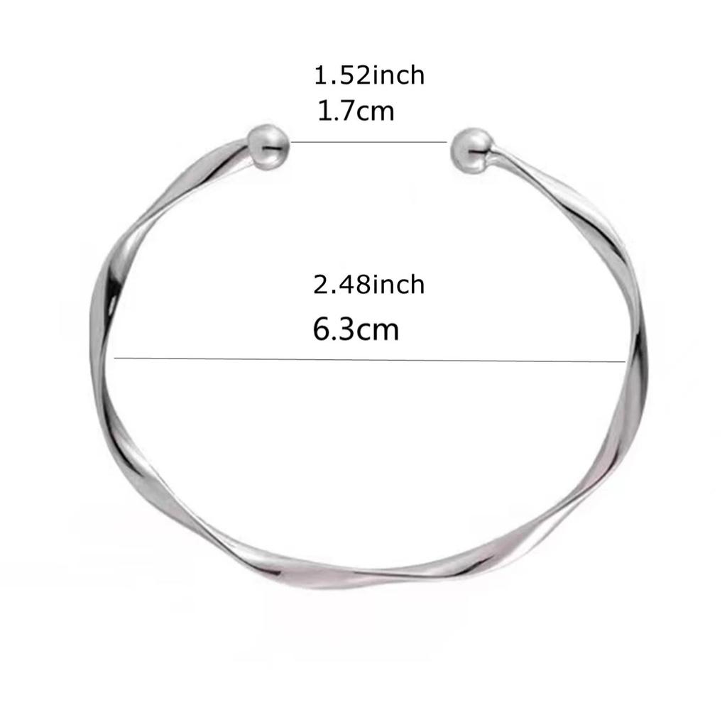 A French-Style Retro Twisted Möbius Silver Bracelet, Minimalist European and American Style Open Bracelet, Unique Design Versatile Commuter Accesso