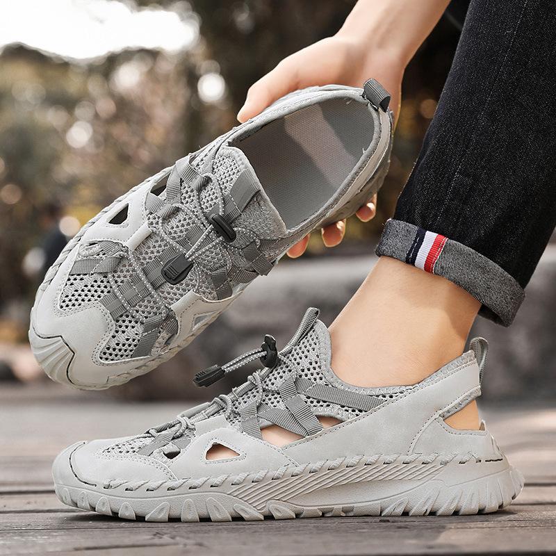 Casual Empty Breathable Outdoor Sandals Summer Breathable Deodorant Shoes Mesh Casual Shoes Men's Non-slip Running Sneakers