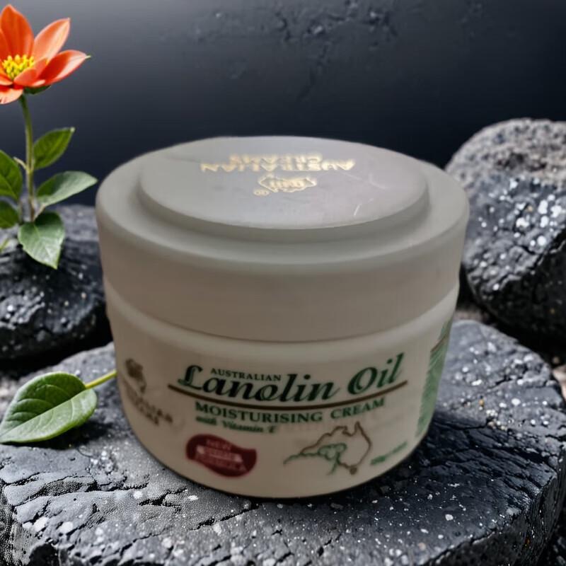 G&M Lanolin Body Care Collection