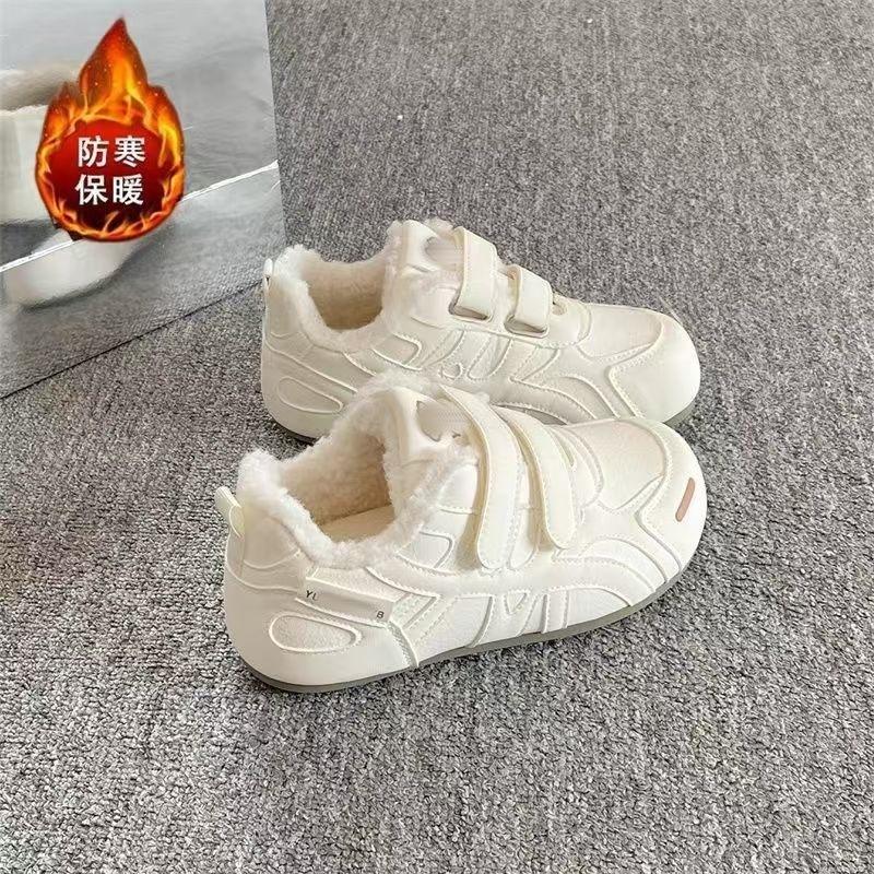 Warm and Velvet Women's New Winter Retro Cotton Shoes Versatile Fashion White Shoes Board Shoes