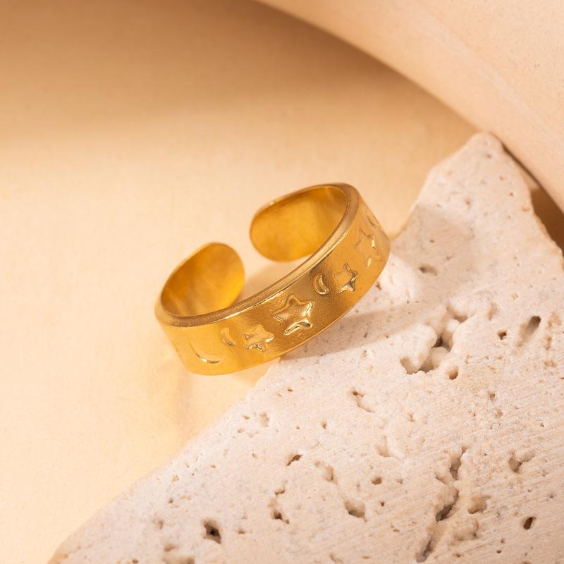 Modischer Nischen-Titanstahl-High-End-Metallring für Damen, nicht verblassend, mit übertriebenem Design und verstellbarer Öffnung für Accessoires