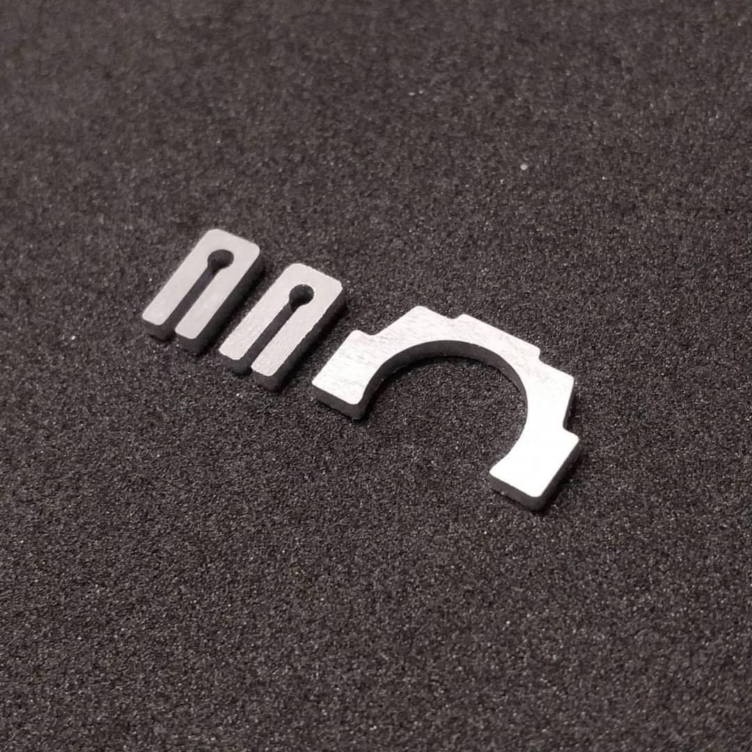 

Комплект деталей для запобігання плаванню двигуна шасі Mini 4WD MS з фіксованою передачею, зовнішній виріб виготовлений з алюмінію