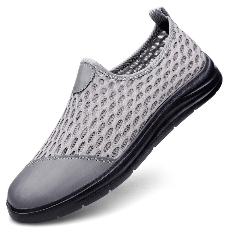Fashion Male Lightweight Driving Flats Soft Men's Luxe Loafers New Mens Slip on Casual Shoes Hollow Out Men Mesh Cloth Walking Shoes