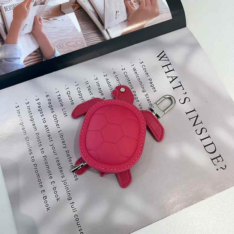 Leather Pendant First Layer Cowhide Mini Earphone Bag Turtle Pendant Change Bag Guangzhou