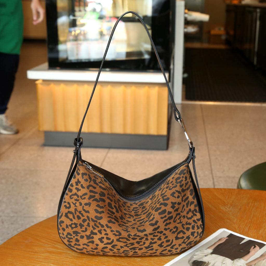 Cowhide Matte Soft High-end Niche Dumpling Bag Popular Fashion Shoulder Crossbody Version Soft Leather Satchel