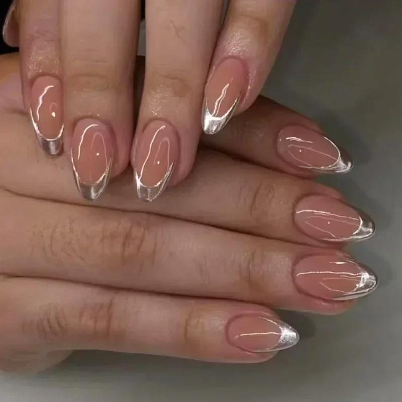 24Pz Unghie Finte Press On Mandorla Corta Rosa Nudo Lucide Con Bordo Argentato Copertura Completa Unghie Artificiali Per Uso Quotidiano