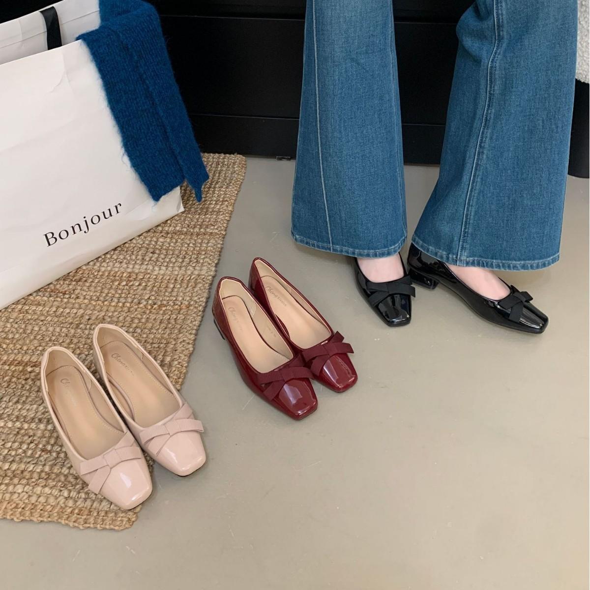 

2025 autumn and winter new round head button, shallow mouth soft bottom cover foot versatile OL commuter bow women s single shoes 39 абрикосовый