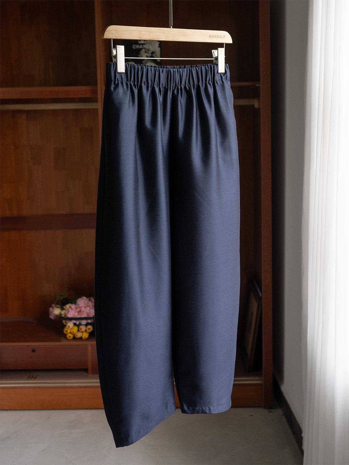 

Autumn/Winter Cheating Pants : Lightweight Loose Scimitar Pants, 47% Mulberry Silk, 53% Wool - Model MP116. Extra Large темно-синий