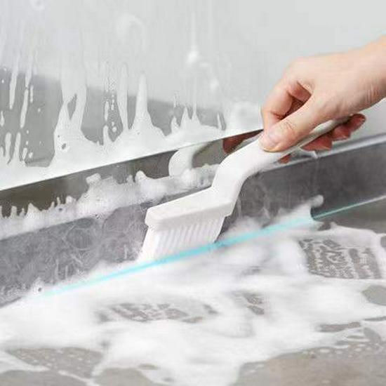 High-Rise Window Cleaning Tool - Glass Scraper & Brush for Home Use