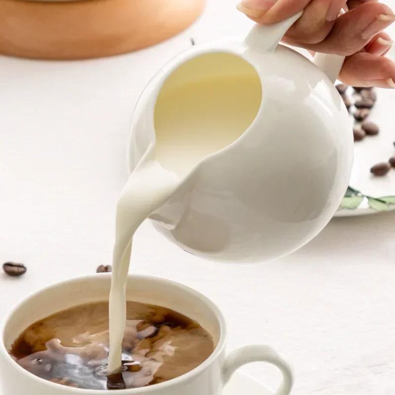 Handle White Porcelain Latte Coffee Milk Pot, Mini Milk Can, Sauce, Drainage Cup, Sugar Can, Coffee Utensils, Hotel Tableware