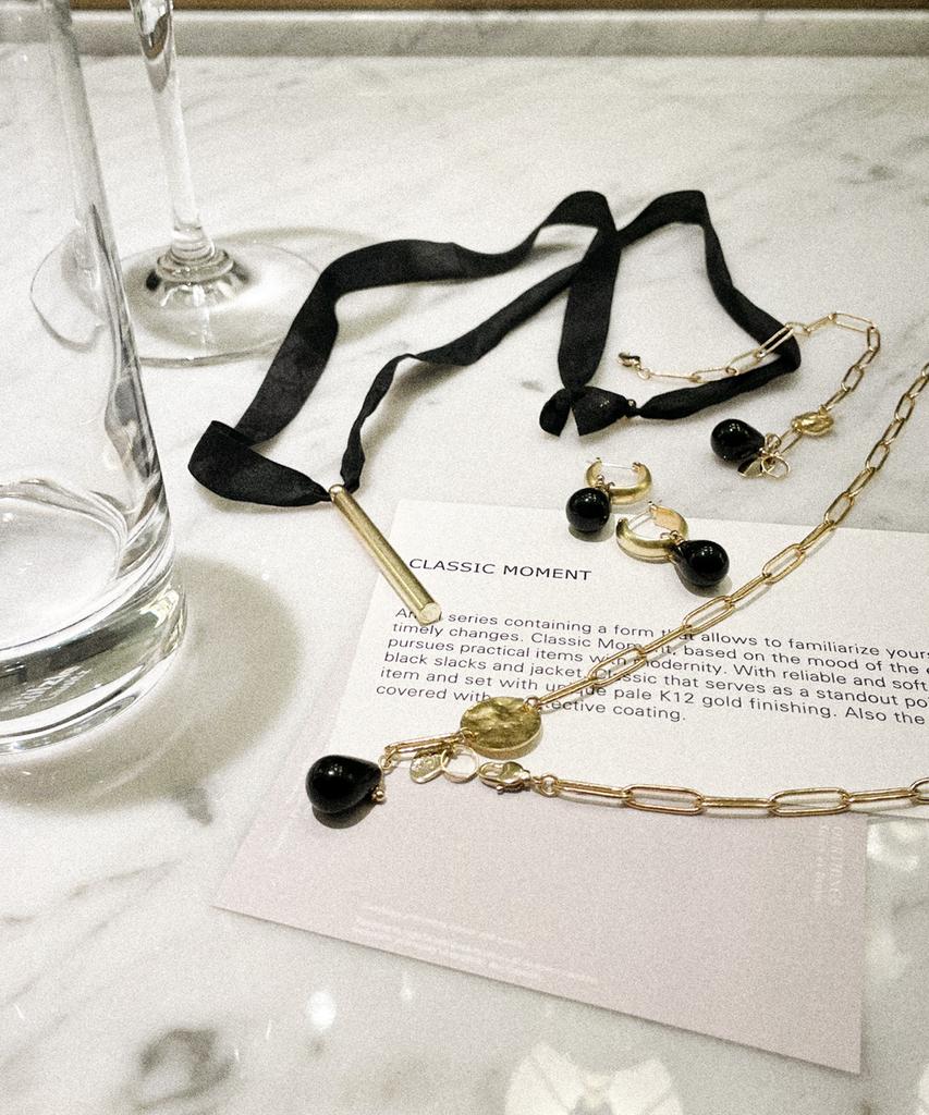 Ourthings Classic Moment Letter Necklace